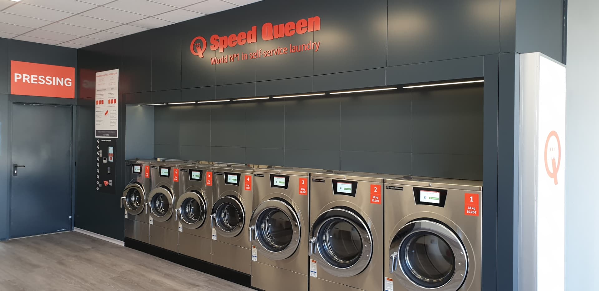 Lave-linge professionnels de la laverie de Perpignan
